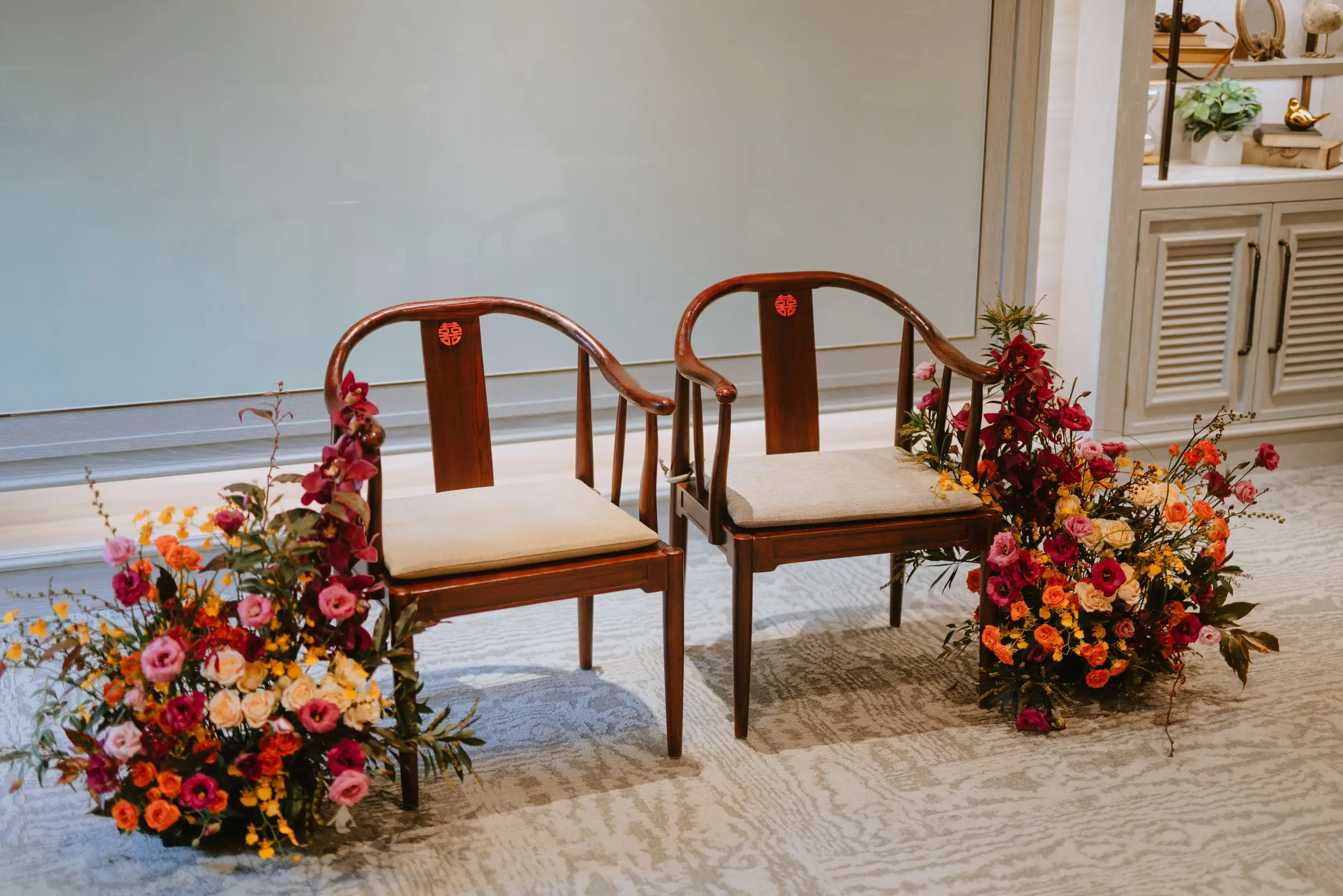 The dining table decor were kept simple to allow more space for guests to have a comfortable dining experience.